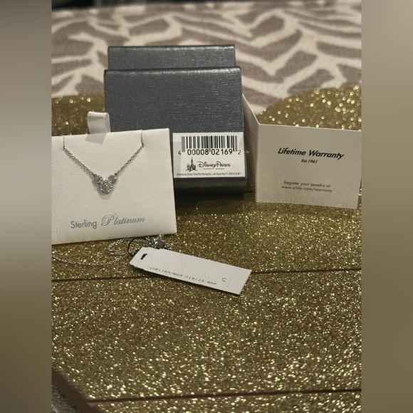 Disney Micky Mouse Sterling Silver dipped in Platinum with cubic zirconia - Picture 3 of 6